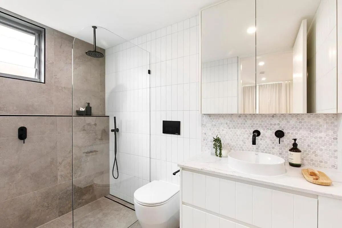 Stylish Pad, Ocean Views, Walk To Hastings Street Lejlighed Noosa Heads 0*,  Australien