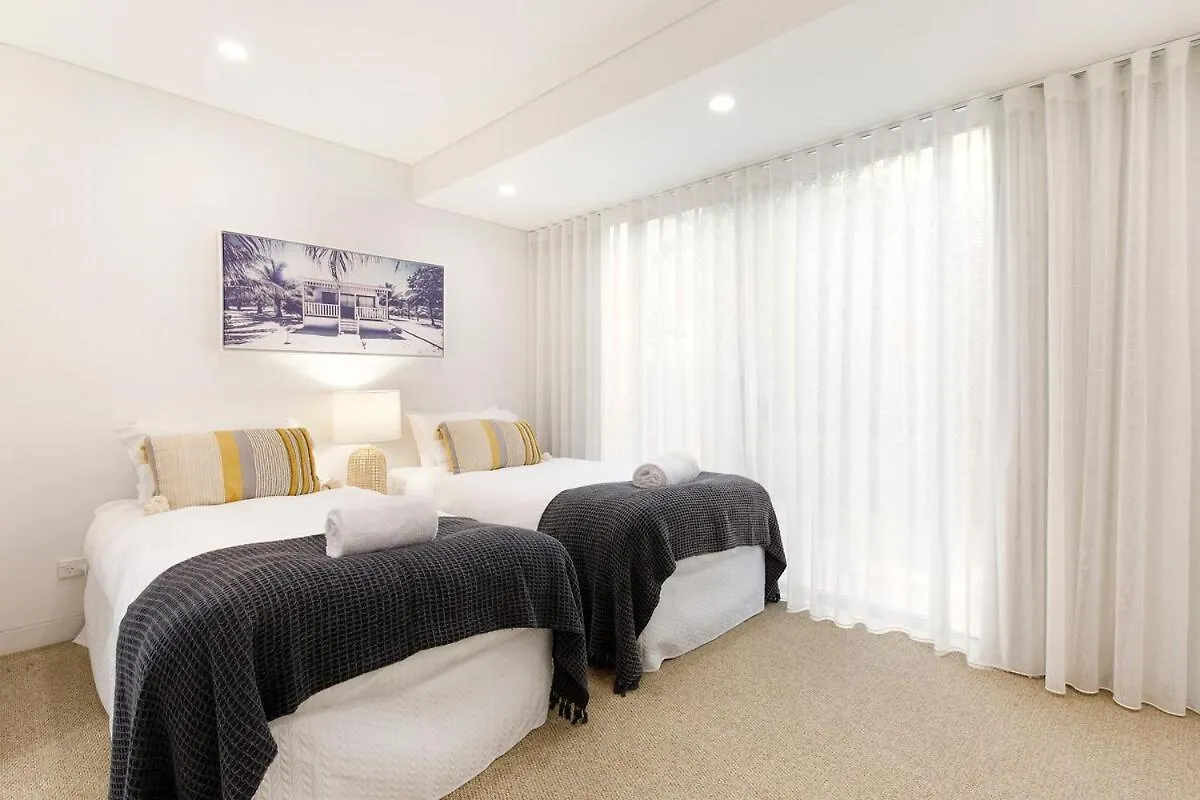 Stylish Pad, Ocean Views, Walk To Hastings Street Lejlighed Noosa Heads